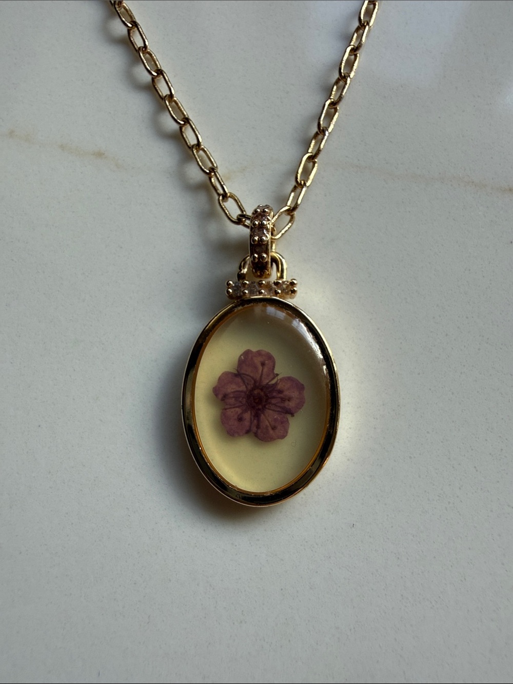 Sunstone Imports14k Gold Played Vintage Style Natural Pressed 1.5” Flower 18-20”